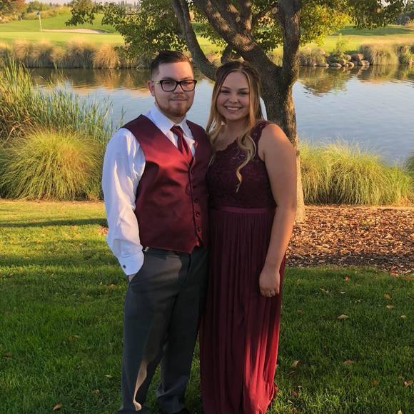 Meet your Posher, Danielle - Picture 1 of 1